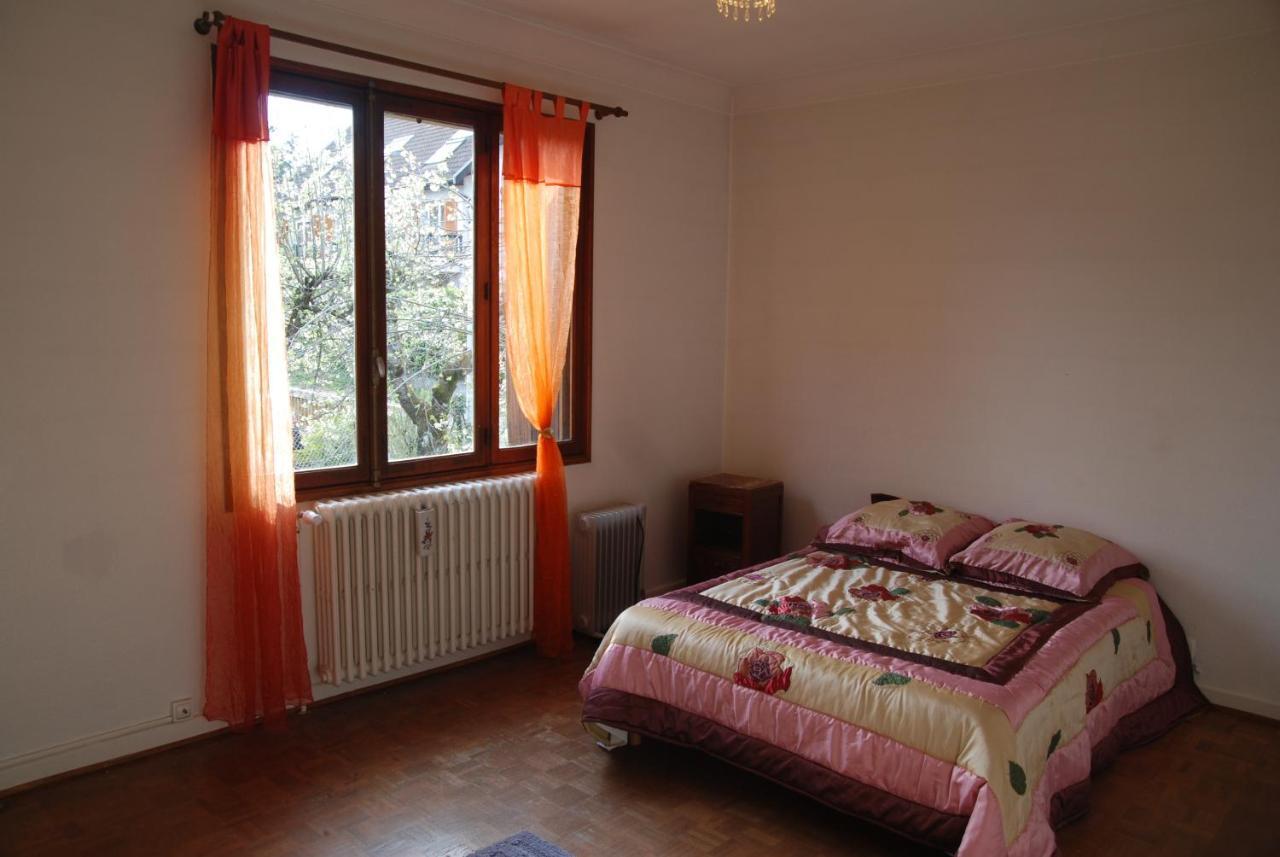 Spacious Home At The Heart Of 圣伊米耶 外观 照片