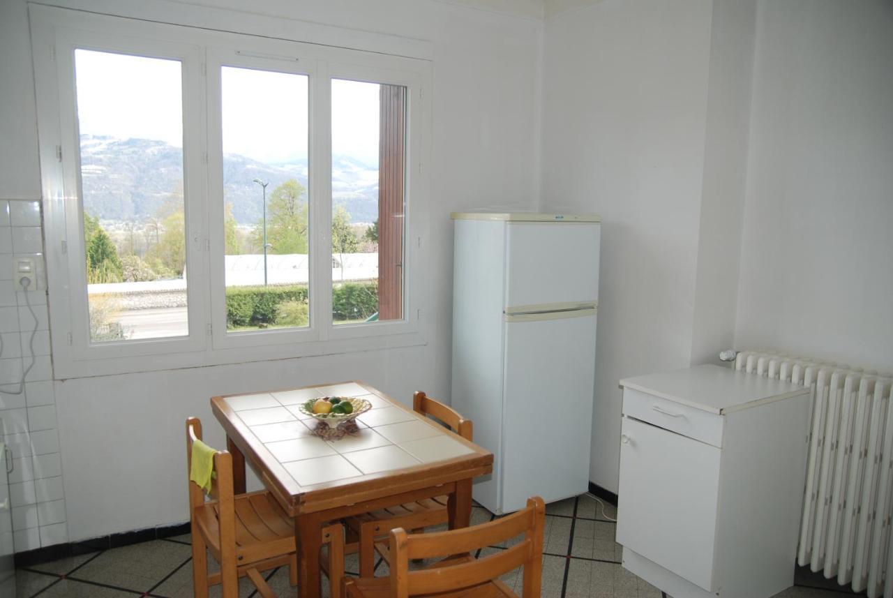 Spacious Home At The Heart Of 圣伊米耶 外观 照片